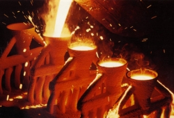 smelting casting furnace pouring bronze